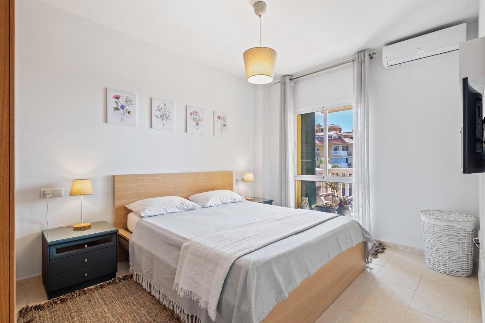 Magic Stars Apartments Фуэнхирола Экстерьер фото