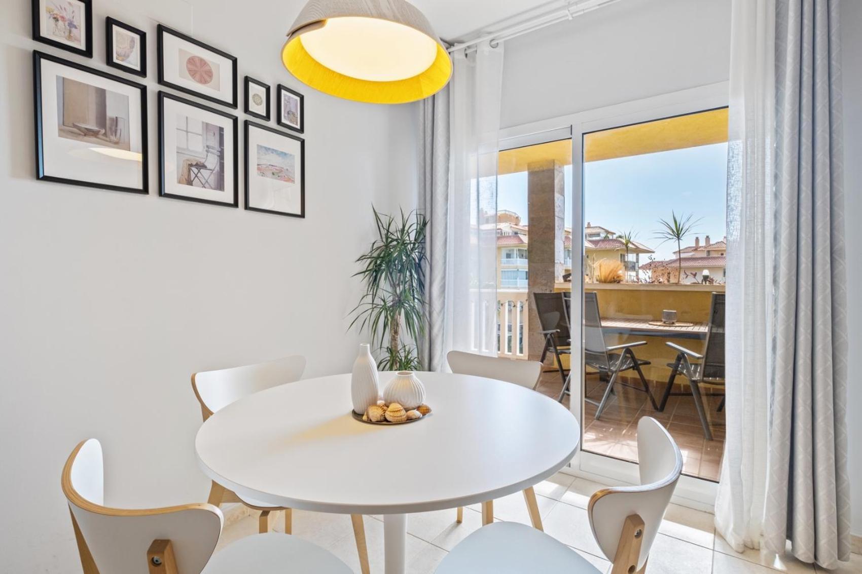 Magic Stars Apartments Фуэнхирола Экстерьер фото